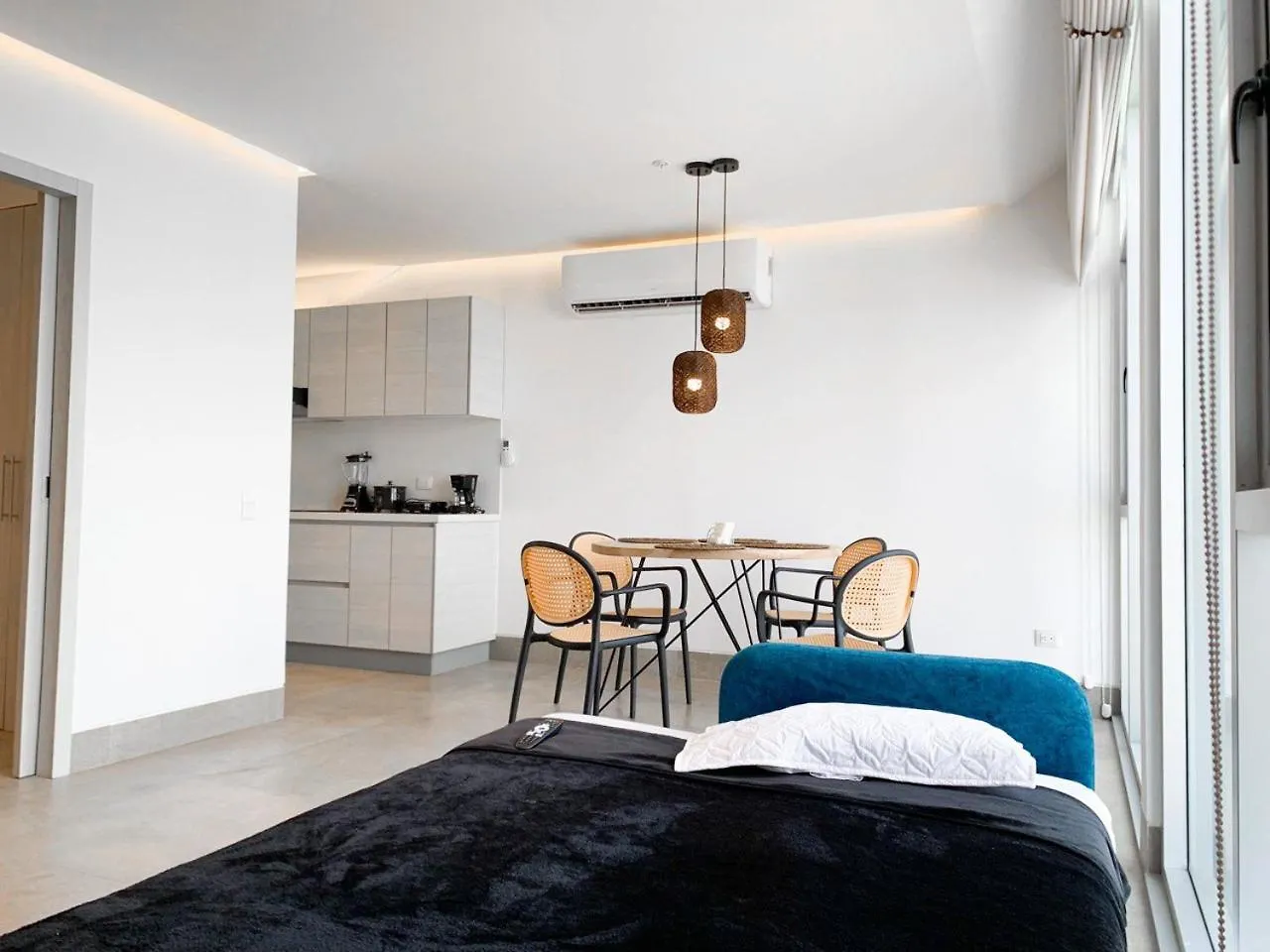 Suite De Lujo, Cerca Mall Del Sol, Parqeo Privado, Sofa Cama Guayaquil 0*,  Ecuador