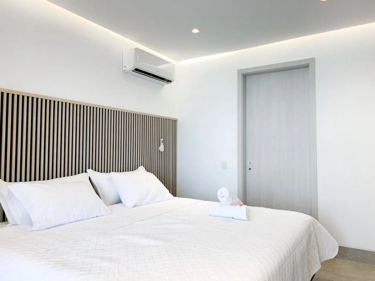 Suite De Lujo, Cerca Mall Del Sol, Parqeo Privado, Sofa Cama Guayaquil Apartmán
