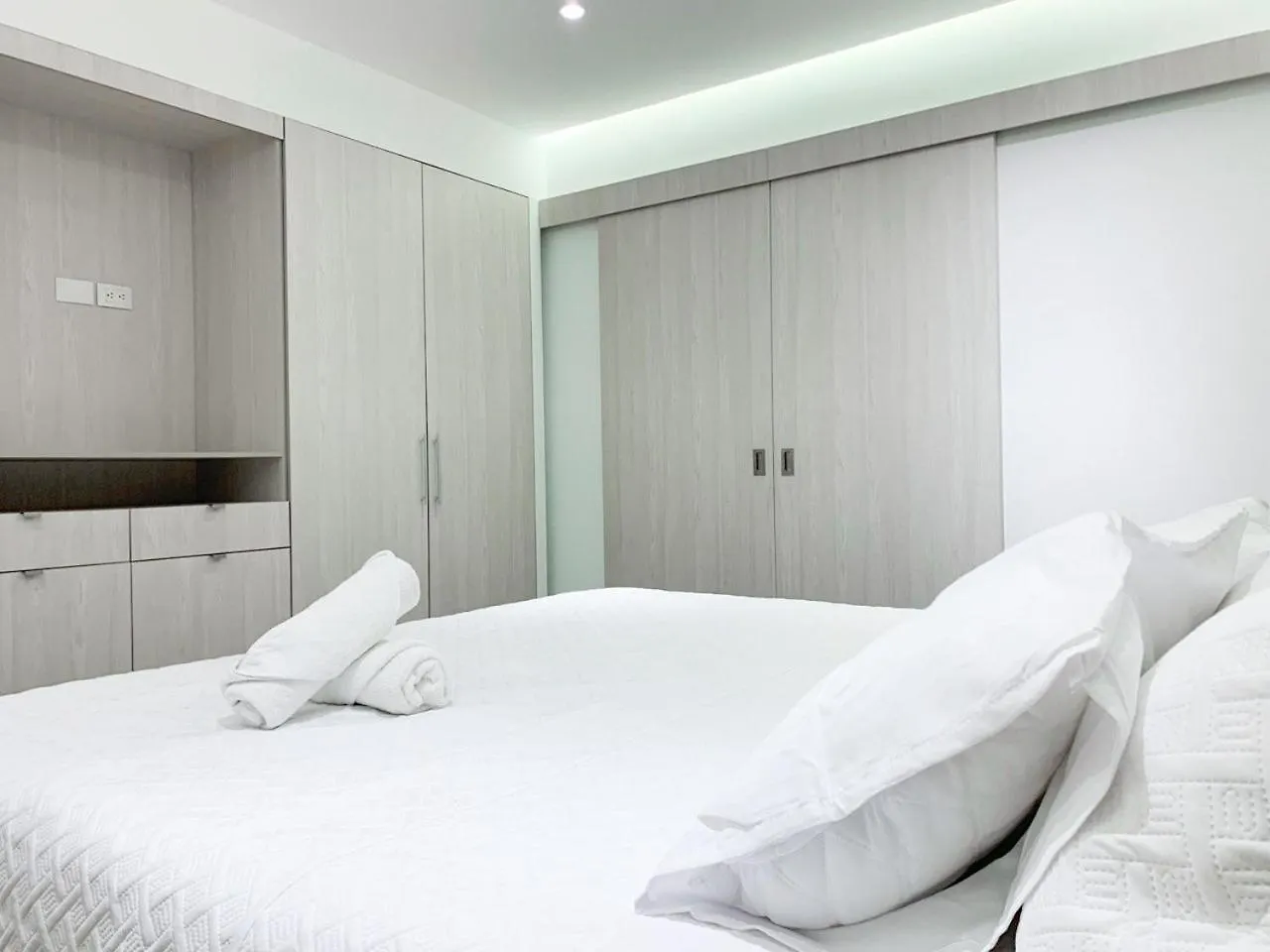 Apartmán Suite De Lujo, Cerca Mall Del Sol, Parqeo Privado, Sofa Cama Guayaquil Ekvádor